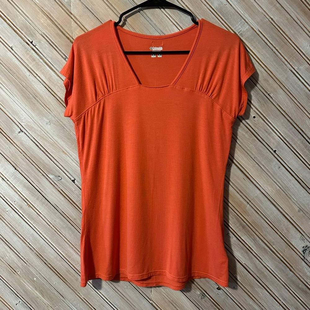 Columbia Women's Vibrant Orange Short Sleeve Ruched Chest Top T Shirt